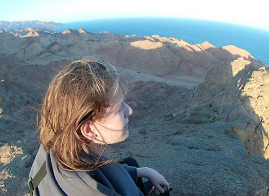 egypt/dahab/attraction/quest-indahab