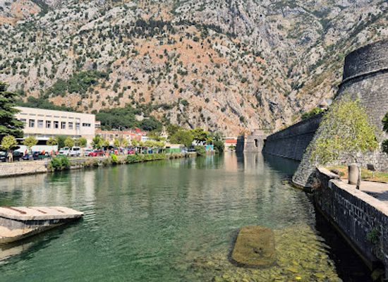 montenegro/bay-of-kotor/attraction/old-town-walls