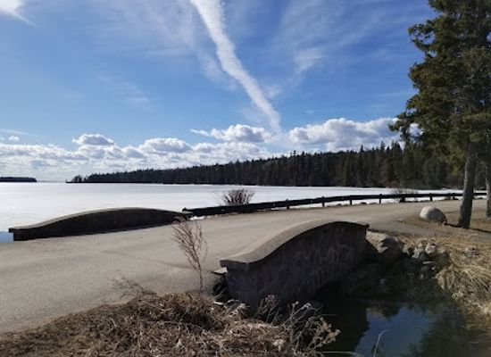 canada/western-manitoba/attraction/wishing-well-clear-lake