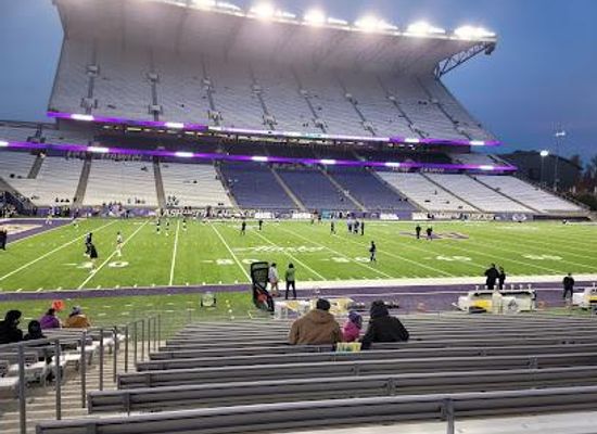 washington/bellevue/attraction/husky-stadium