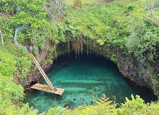 samoa/apia/attraction/to-sua-ocean-trench