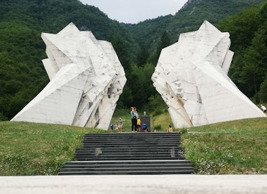 bosnia-and-herzegovina/sutjeska-national-park/attraction/battle-of-sutjeska-museum