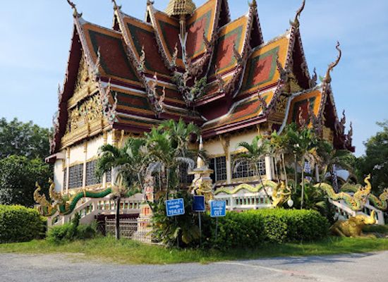 thailand/koh-samui/maenam/attraction/wat-plai-laem
