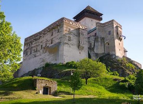 slovakia/trencin/attraction/trencin-castle