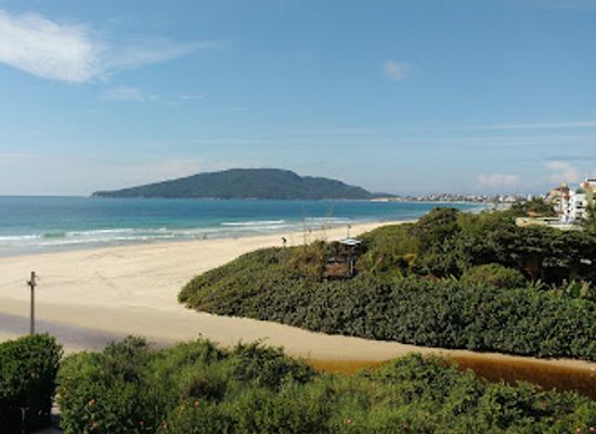 brazil/florianopolis/ingleses-do-rio-vermelho/attraction/praca-alfredo-alberto