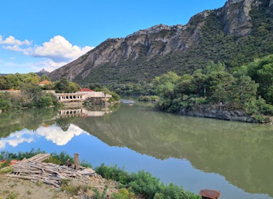 georgia/kvemo-kartli/attraction/pompeus-bridge