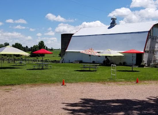 south-dakota/coteau-des-prairies/attraction/wilde-prairie-winery