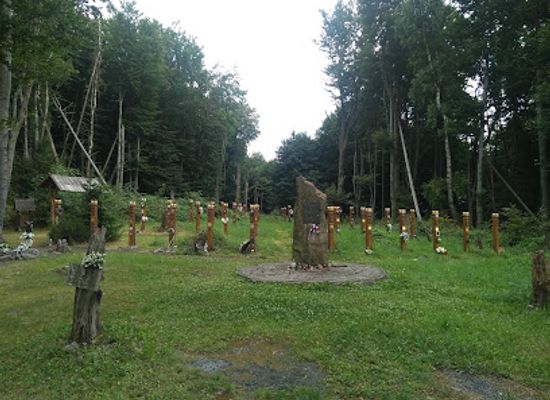 hungary/zemplen/attraction/hejcei-szlovak-katonai-repulogep-szerencsetlenseg-emlekparkja
