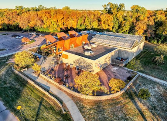 south-dakota/sioux-falls/attraction/butterfly-house-aquarium