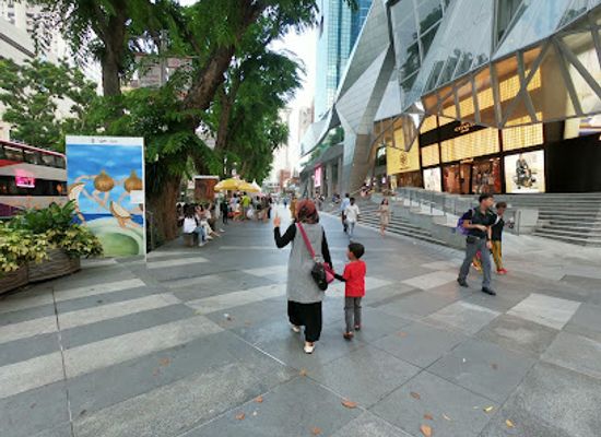 singapore/singapore/orchard-road/attraction/somerset-orchard-fountain-corner