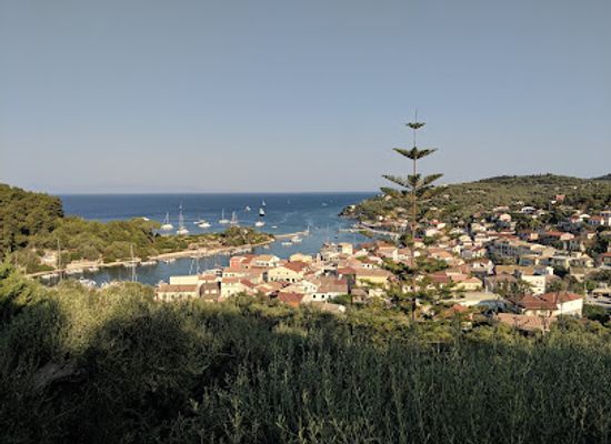 greece/paxos/attraction/the-cistern-of-gaios