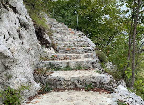 croatia/lika/attraction/cerovacke-spilje