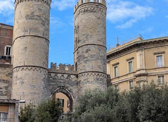 italy/genoa/carignano/attraction/porta-soprana