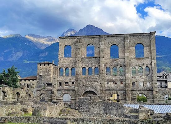 italy/aosta-valley/attraction/roman-theatre