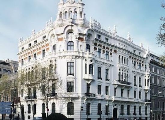 spain/madrid/retiro/attraction/hotel-palacio-del-retiro-autograph-collection
