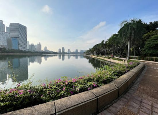 thailand/bangkok/sukhumvit/attraction/benchakitti-park