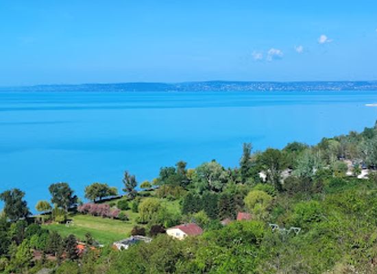 hungary/transdanubia/attraction/akarattya-magaspart