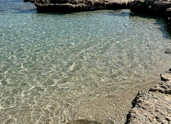 cyprus/makronissos-beach/attraction/mikro-paralia