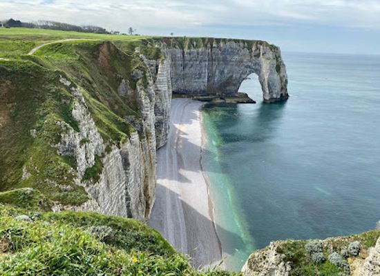 france/normandy-beaches/attraction/falaise-d-aval