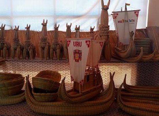 bolivia/lake-titicaca-basin/attraction/museo-de-las-balsas-de-totora