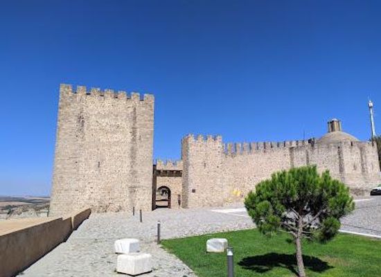spain/badajoz/attraction/elvas-castle
