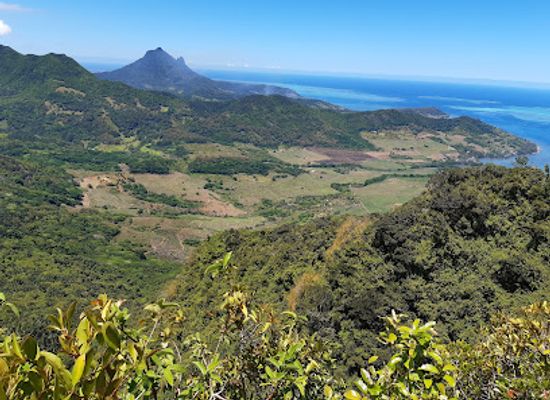 mauritius/savanne/attraction/lion-mountain
