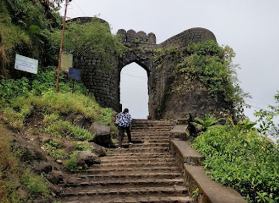 india/maharashtra/attraction/sinhagad-fort