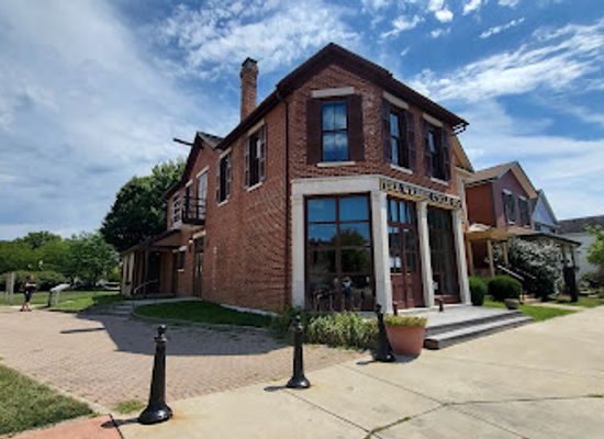 ohio/dayton/attraction/wright-cycle-company-shop