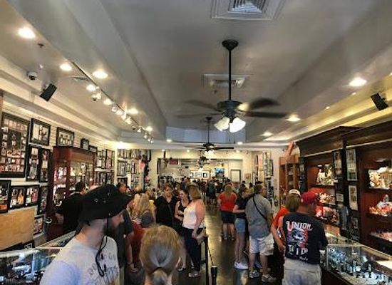 nevada/north-las-vegas/attraction/gold-silver-pawn-shop