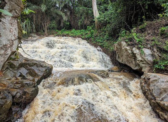 ghana/aburi/attraction/aron-waterfalls