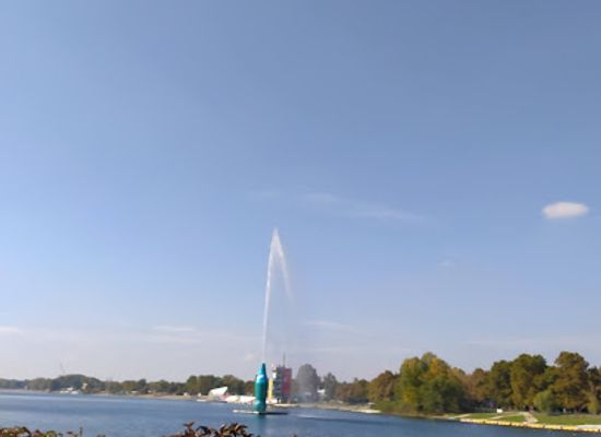 serbia/ada-ciganlija/attraction/Gejzir-Ada-Ciganlija