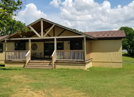 oklahoma/lake-and-trail-country/attraction/willow-springs-marina-resort