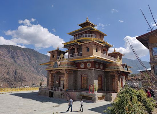 bhutan/paro/attraction/ugyen-pema-woedling-zangthopelri