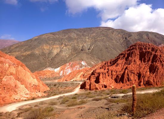 argentina/cafayate/attraction/los-colorados