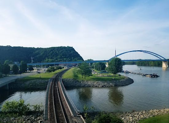 iowa/yellow-river-state-forest/attraction/casino-queen-marquette