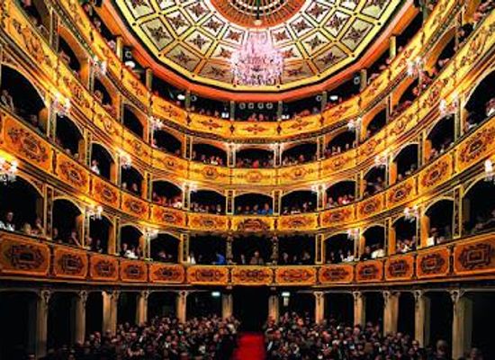 malta/valletta/attraction/teatru-manoel
