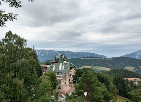 austria/semmering/attraction/sudbahnhotel-viewpoint
