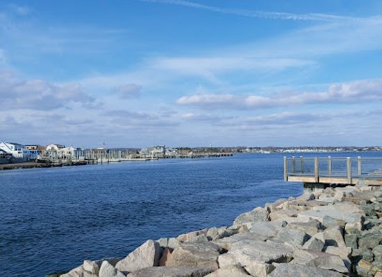 rhode-island/washington-county/attraction/salty-brine-state-beach