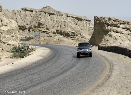 pakistan/makran-coast/attraction/buzzi-top-makran-costal-highway