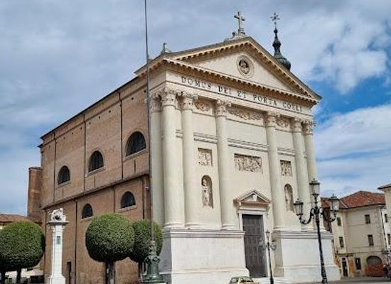 italy/veneto/attraction/duomo