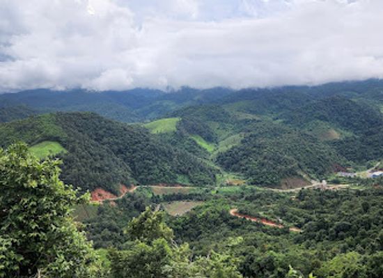 laos/xaisomboun-province/attraction/xiang-khuan-mountain-viewpoint