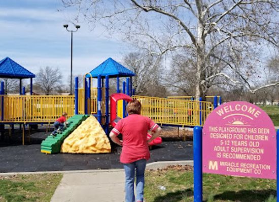 missouri/sedalia/attraction/centennial-park