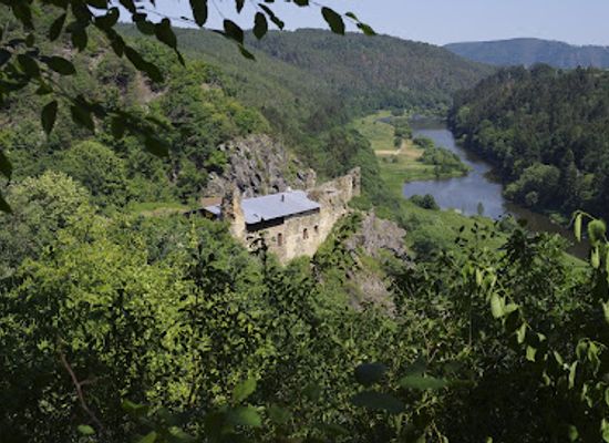 czechia/west-bohemia/attraction/krasov-castle-ruins