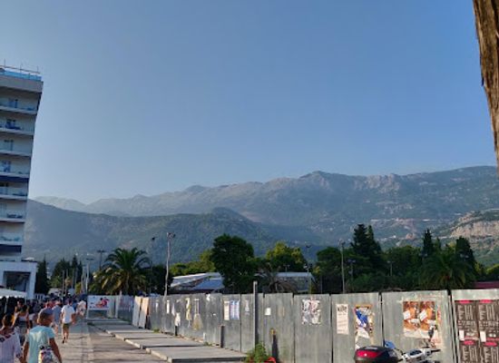 montenegro/bar-riviera/attraction/luna-park-popivoda