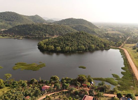 cambodia/kampot-province/attraction/the-tree-house-kampot
