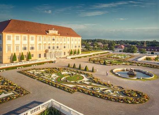 slovakia/bratislava/attraction/schloss-hof