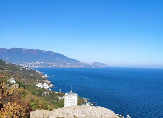 ukraine/crimea/attraction/solnechnaya-tropa