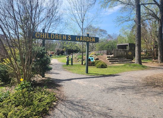 tennessee/knoxville/university-of-tennessee/attraction/ut-gardens-knoxville