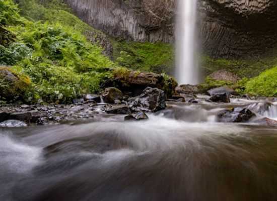oregon/columbia-river-gorge/attraction/latourell-falls