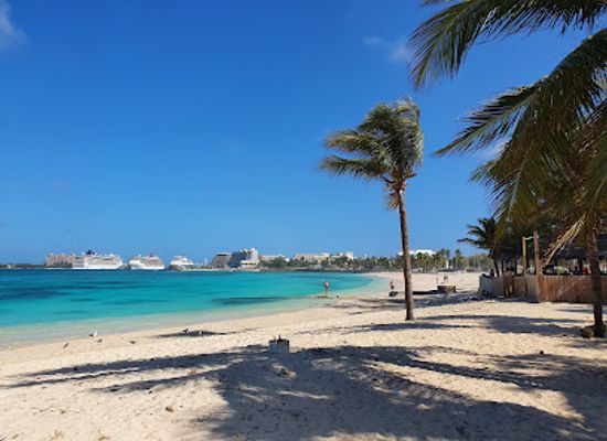 the-bahamas/new-providence/attraction/junkanoo-beach